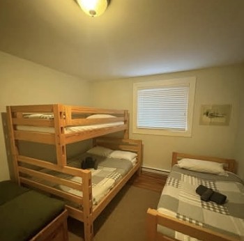 Chambre avec lits superposés